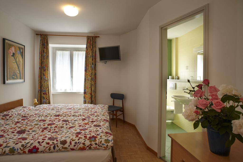 Defanti Hotel Lavorgo Cameră foto